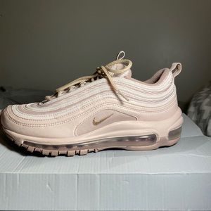 Barely Rose’ edition Air Max 97